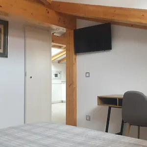  Apartamento Apto. - Newly Refurbished!