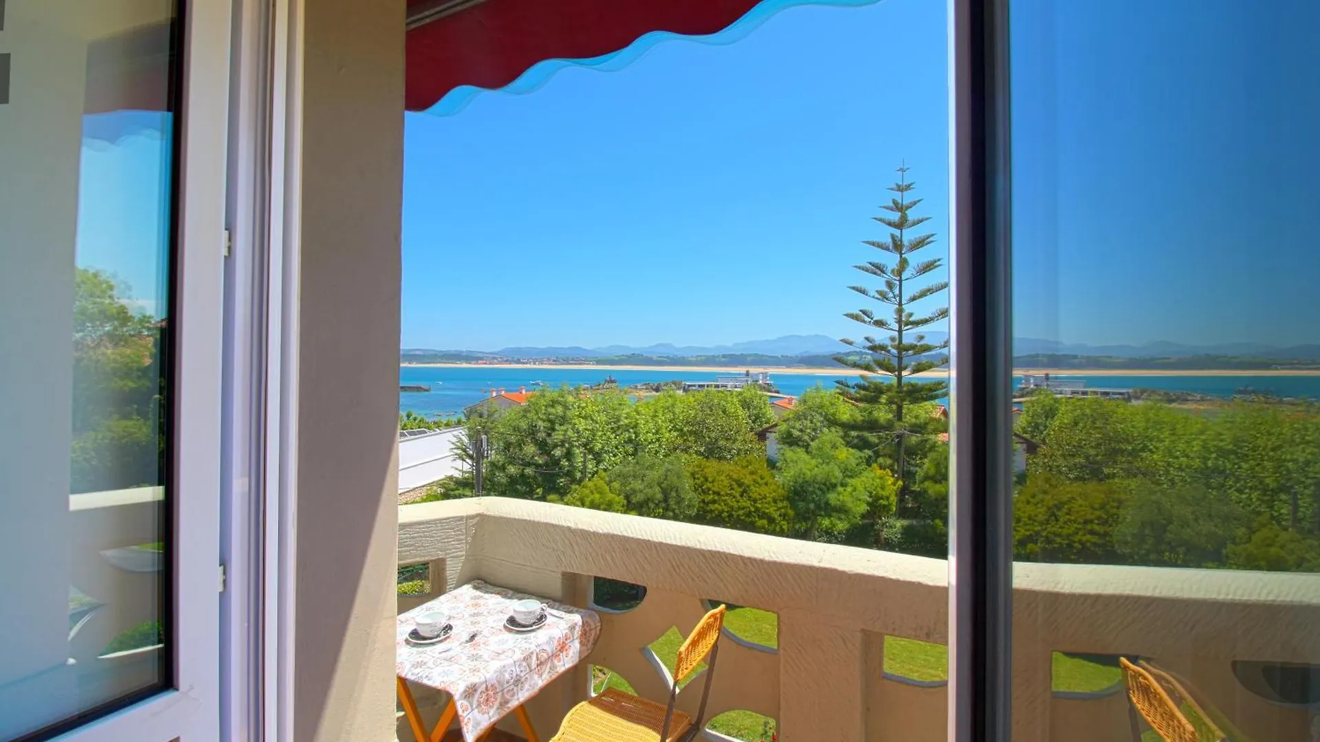 Magdalena 360 Apartment Santander Spain
